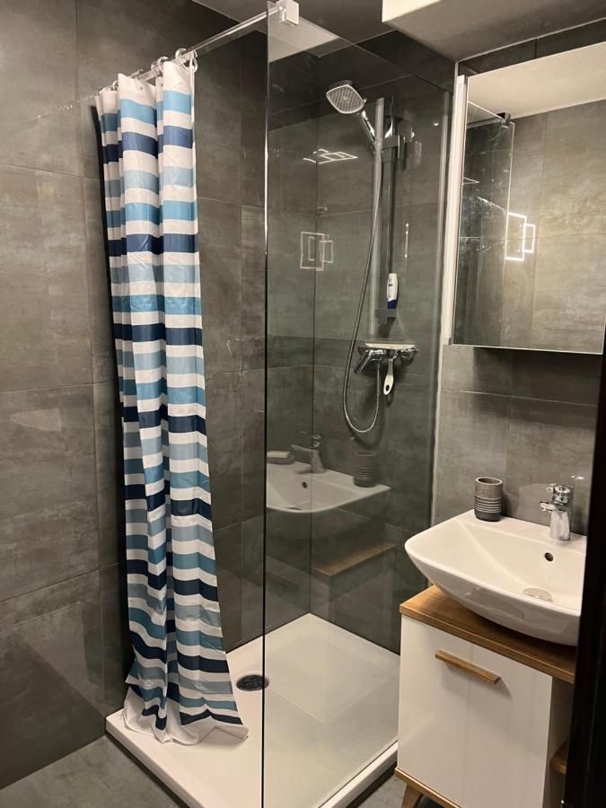 Cosy For 4 Near Lift, Melezes K22